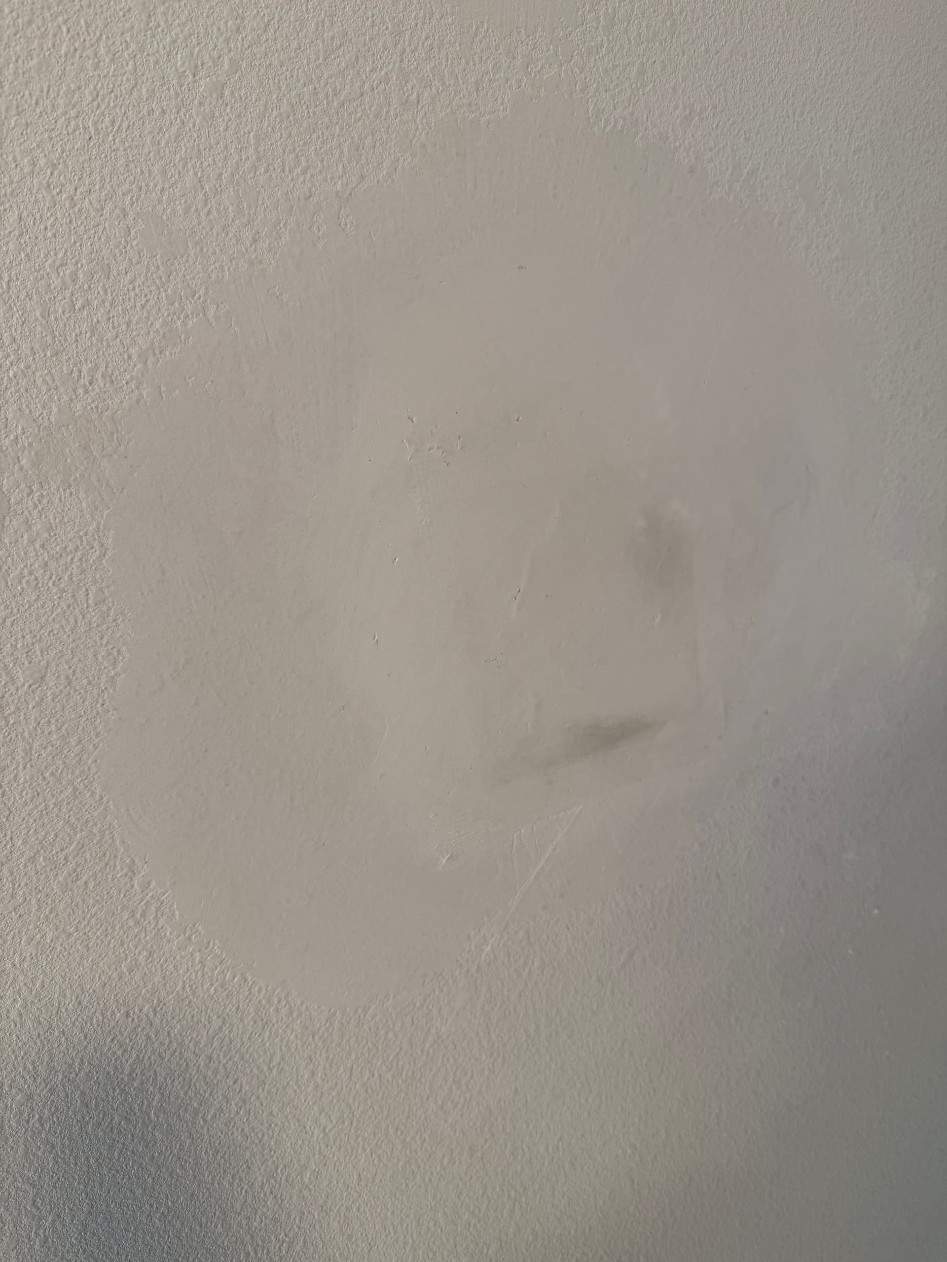 Move-Out Drywall Hole Repair Done Right in Redmond