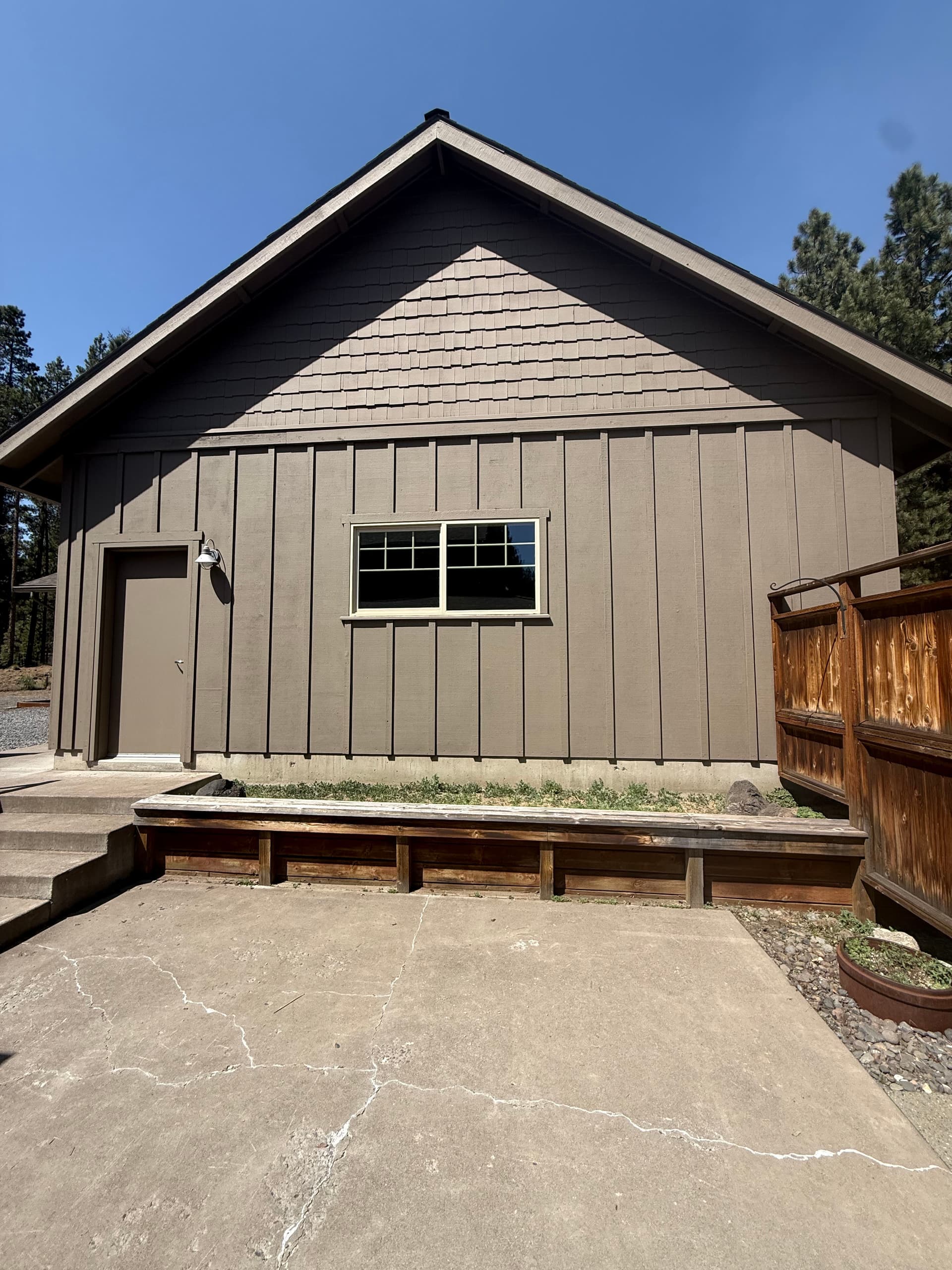 Gallery photos for Cedar Home Exterior Paint Job in La Pine: Image #6