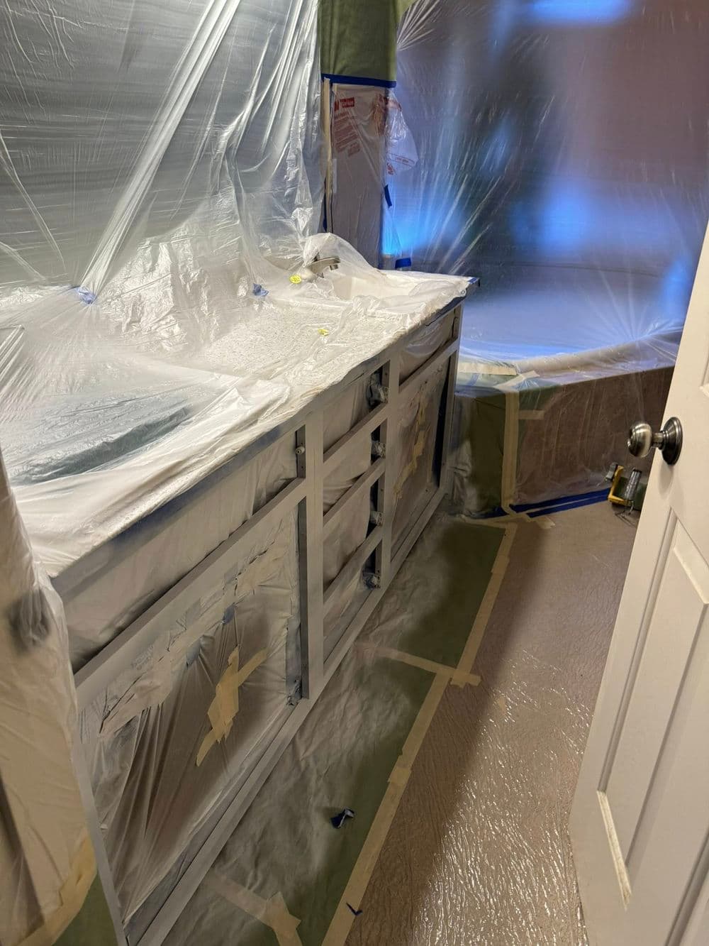 Gallery photos for Dark Cherry Cabinets Painted White in Central Oregon: Image #13