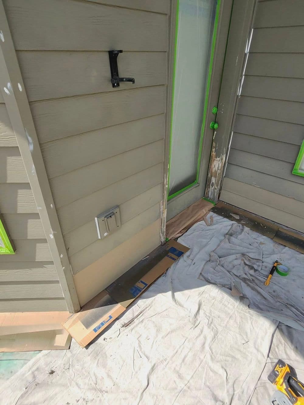 Gallery photos for Siding Replacement and Rot Repair Done Right in La Pine: Image #1