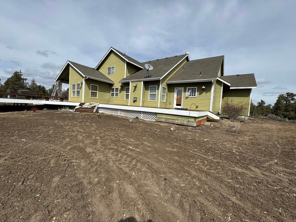 Gallery photos for Exterior House Painting on Multiple Homes in Tumalo OR: Image #5