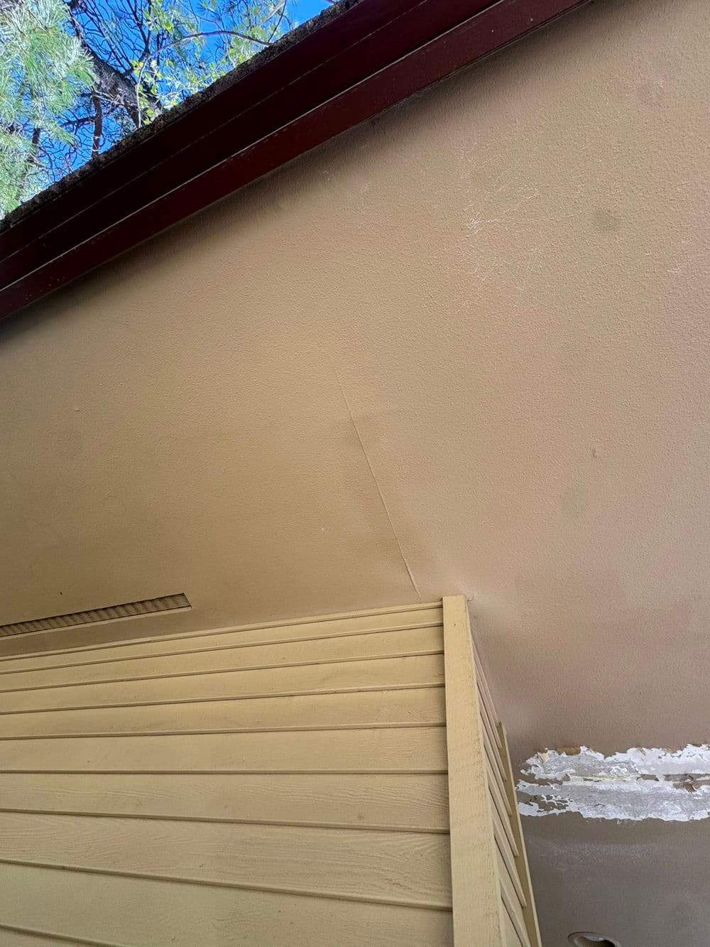 Gallery photos for Exterior Soffit and Stucco Repaint on a Tumalo Home: Image #4
